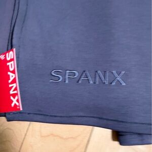 SPANX Air Essentials Blanket in Storm